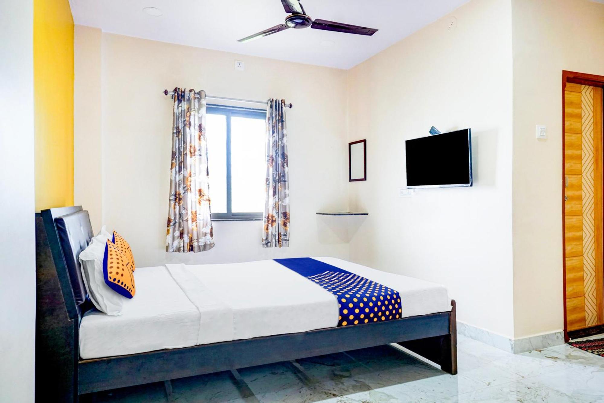 Spot On Hotel Shree Samarth Lodging 戈尔哈布尔 外观 照片