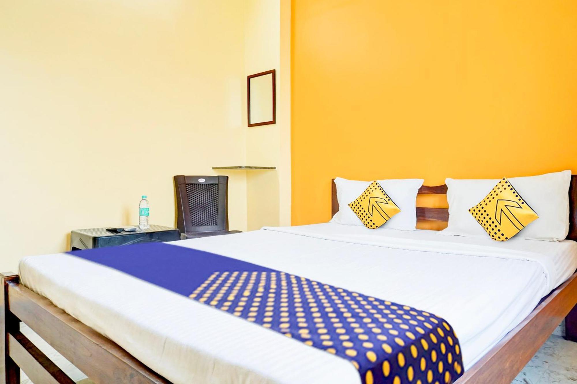 Spot On Hotel Shree Samarth Lodging 戈尔哈布尔 外观 照片