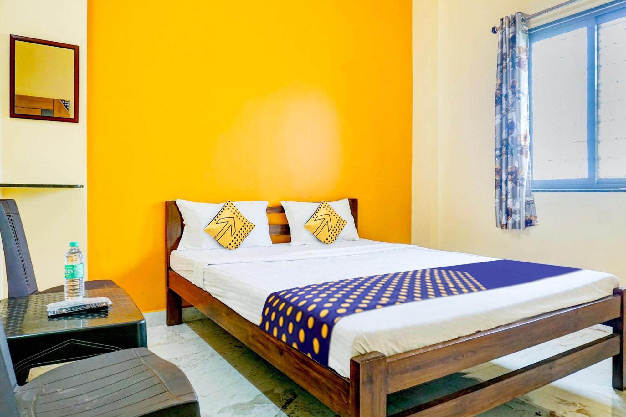 Spot On Hotel Shree Samarth Lodging 戈尔哈布尔 外观 照片